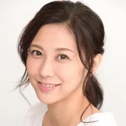 宮内千早のWikipedia若い頃のモデルエピソードとアデランスCM出演