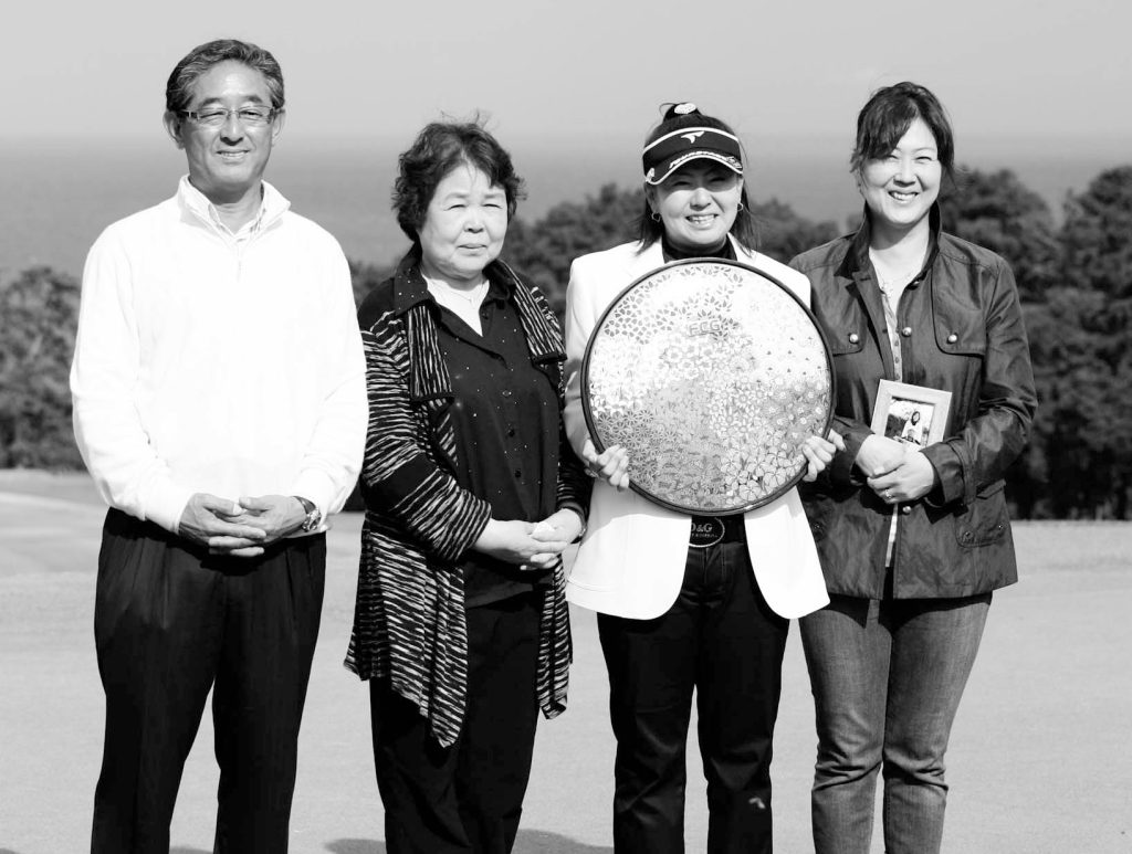 父の職業は？（本人インタビューで明らか）