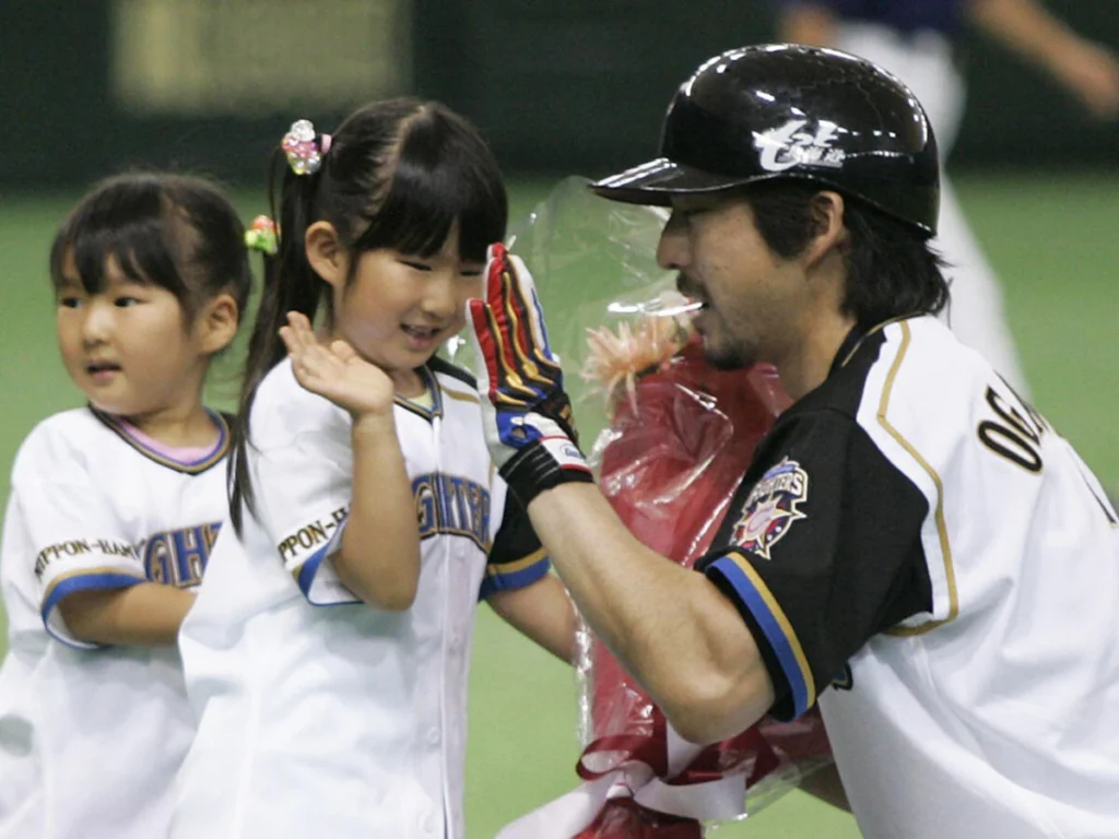 小笠原道大の娘は誰？長女・小笠原茉由と次女（汐梨さん）｜小笠原道大に息子はいない？