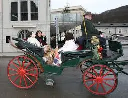 宮本恒靖の妻の画像はある？写真が出ない理由と線引き