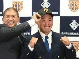 なぜ地元に残った？高松商進学に効いた「地元の熱」と生活の拠点